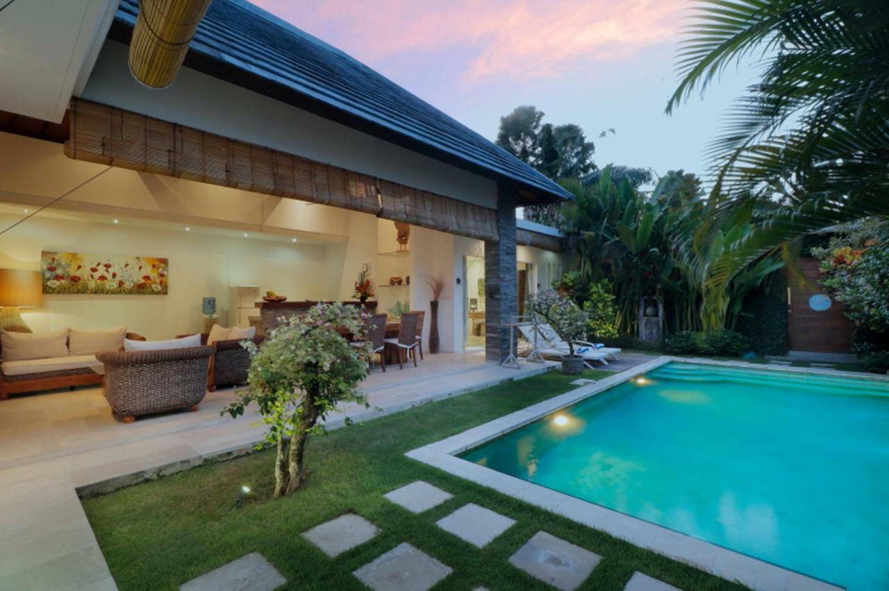 Villa Lotus By Optimum Bali Villas Seminyak  Ngoại thất bức ảnh